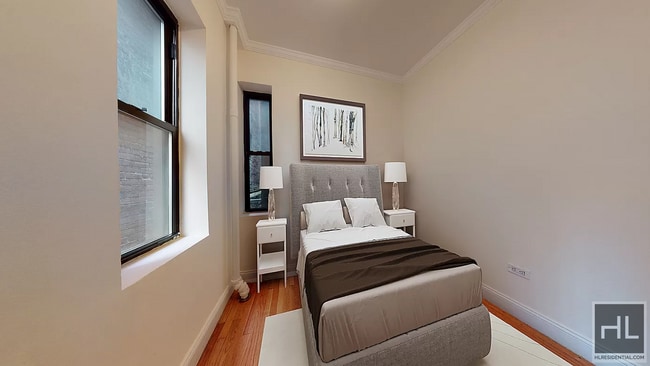 Building Photo - 2 AVENUE