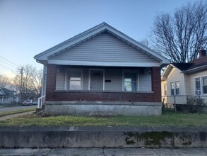 Building Photo - 1610 Columbia Ave