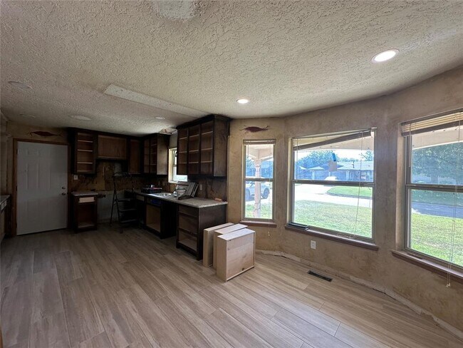 Foto del edificio - 412 Sundown Dr