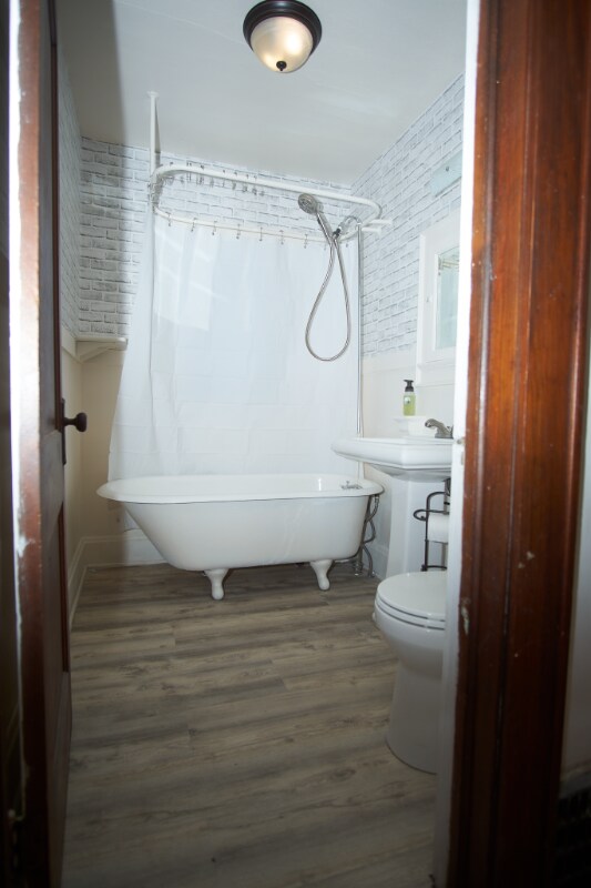 Foto del edificio - 1142 Doty St