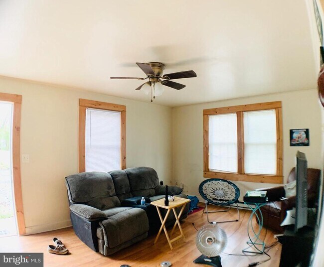 Foto del edificio - 520 Wyne Dr