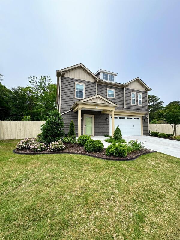 Foto principal - 1904 Brock Ct