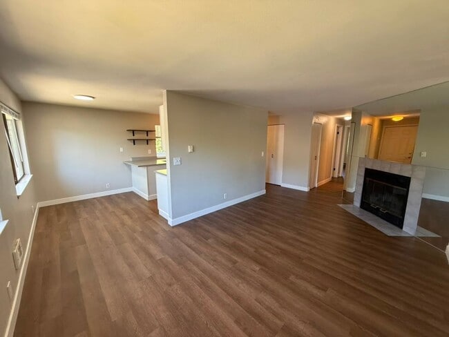 Photo - 1624 201st Pl SE #6D Apartment