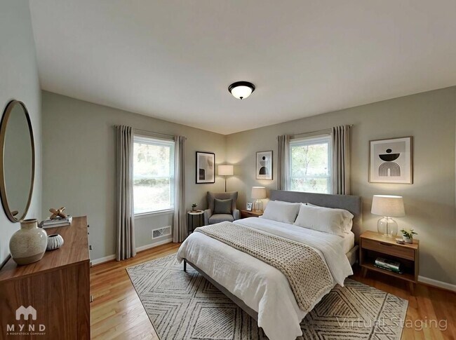 Foto del edificio - 4361 Silver Lake Rd