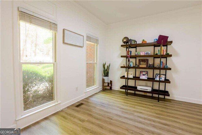 Foto del edificio - 5685 Ashewoode Downs Dr