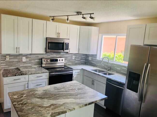 Foto del edificio - 7243 Coppitt Key St