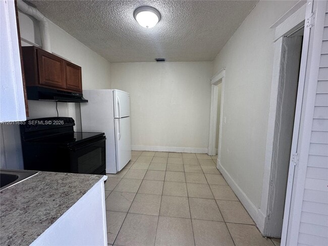 Foto del edificio - 1767 NW 5th St
