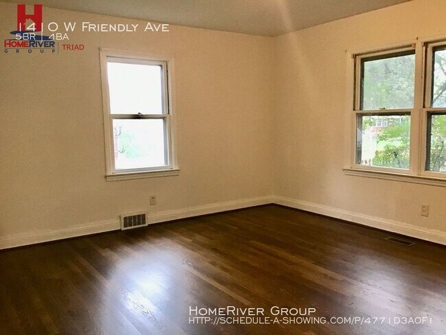 Foto del edificio - 1410 W Friendly Ave