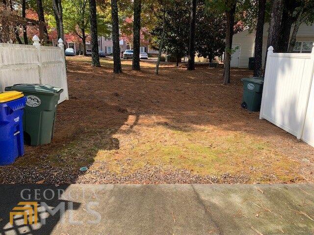 Building Photo - 1743 Heights Cir