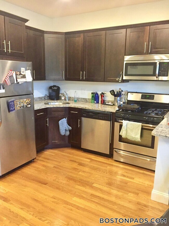 Foto del edificio - 21 Washburn St