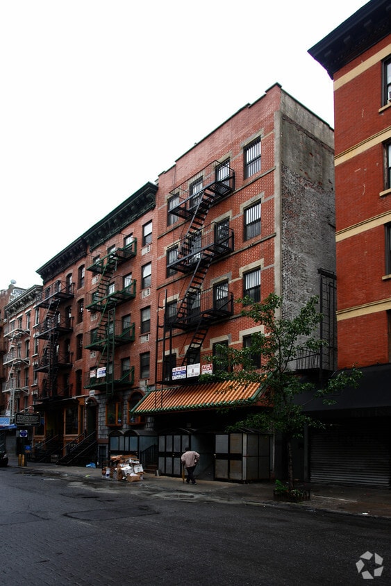 Primary Photo - 99 Orchard St