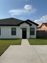 Building Photo - 205 Bolden St