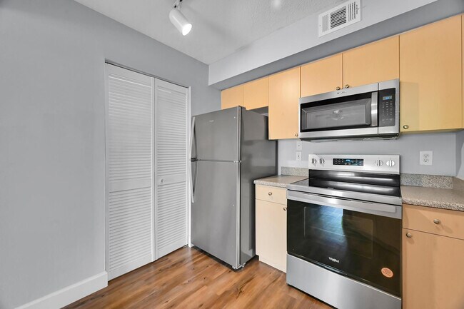 Foto del edificio - 3740 NW Adriatic Ln