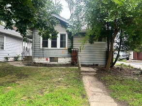 Building Photo - 6516 Meadow Ln Ave
