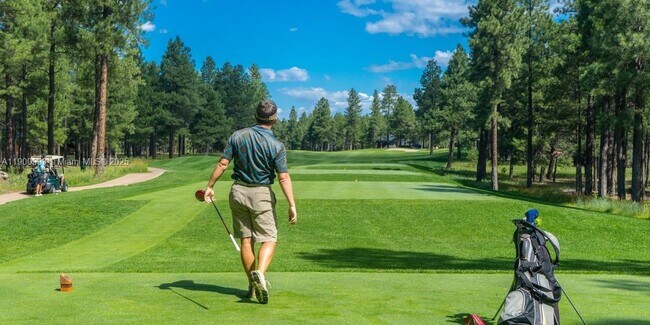 Foto del edificio - 6627 Rainwood Cove Ln