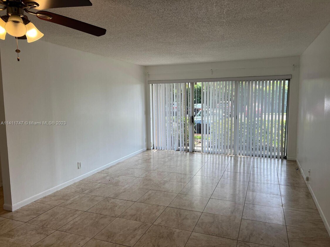 8741 Wiles Rd Unit 103, Coral Springs, FL 33067 Condo for Rent in