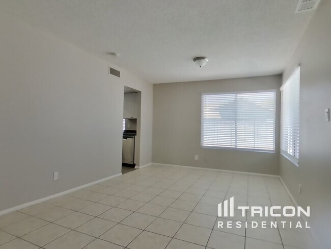 Foto del edificio - 3932 W Gelding Dr