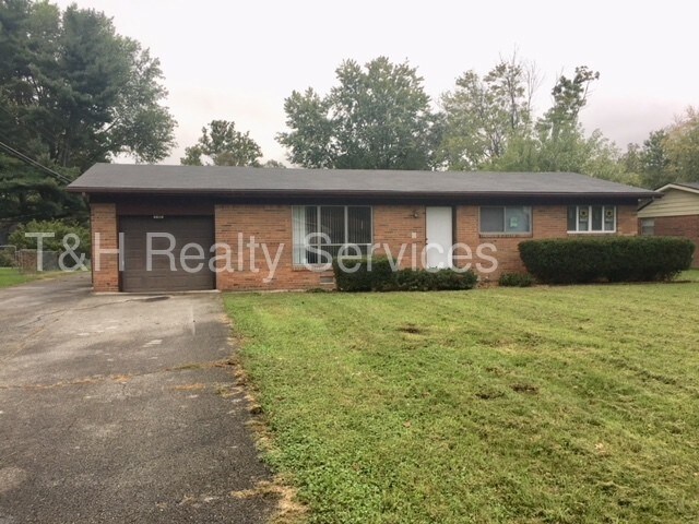 Building Photo - PENDING-Charming Ranch in Wayne Township!