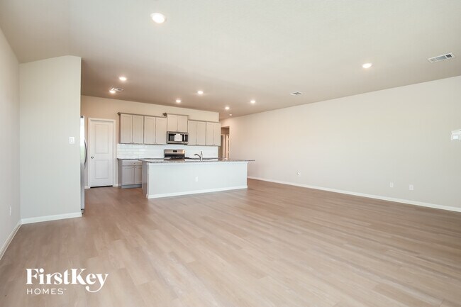 Foto del edificio - 13011 Thyme Wy