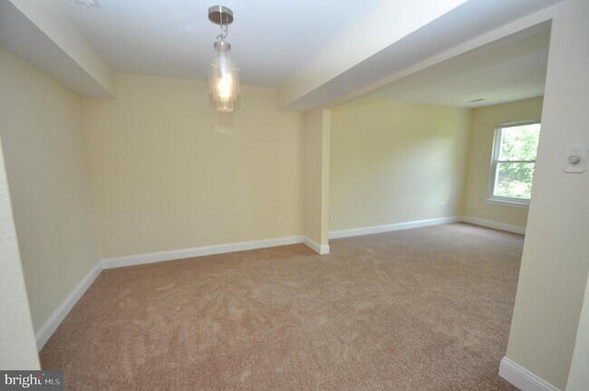 Foto del edificio - 1724 Wilcox Ln