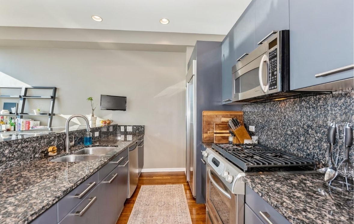Foto principal - 110 Chelsea St