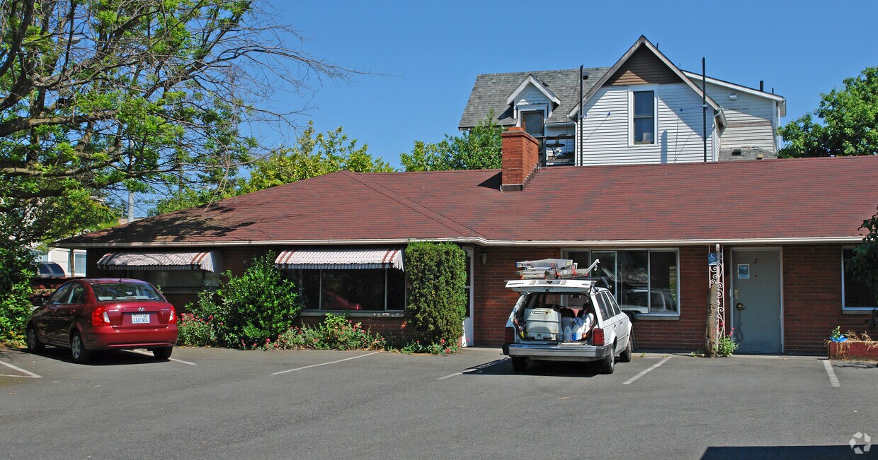 Foto del edificio - 5700 14th Ave NW