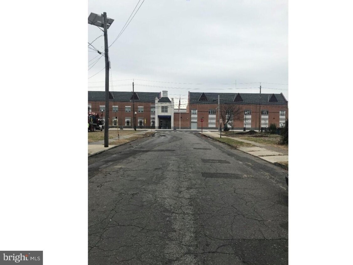 Primary Photo - 138 Atlantic St