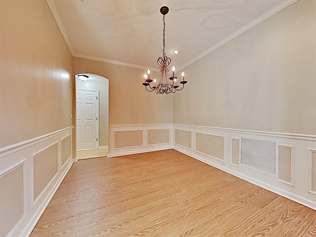 Building Photo - 240 Sweetbrier Branch Lane