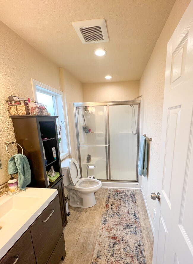 Foto del edificio - 2160 Wall St