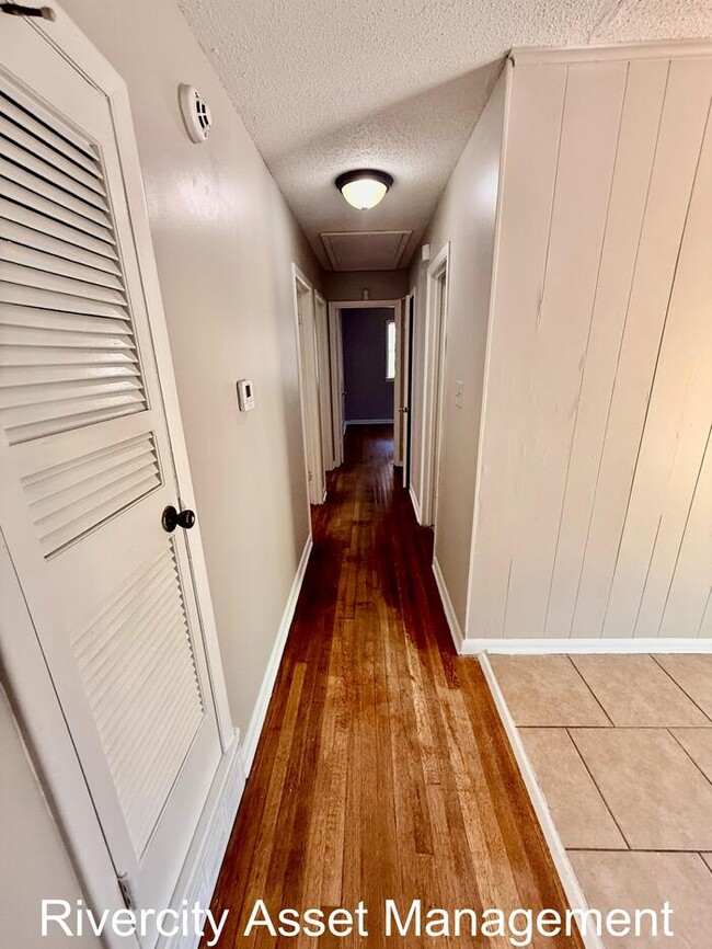 Building Photo - GREAT PRICE & NEWLY RENOVATED HOME IN WHITEHAVEN!!!!!!!!