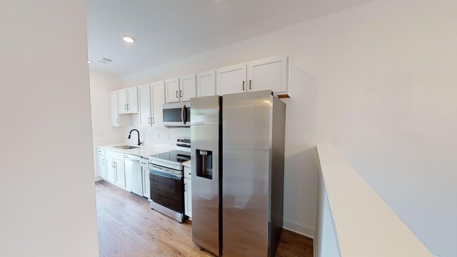 Building Photo - Comfort & Style – Beautiful 2-Bedroom Town...