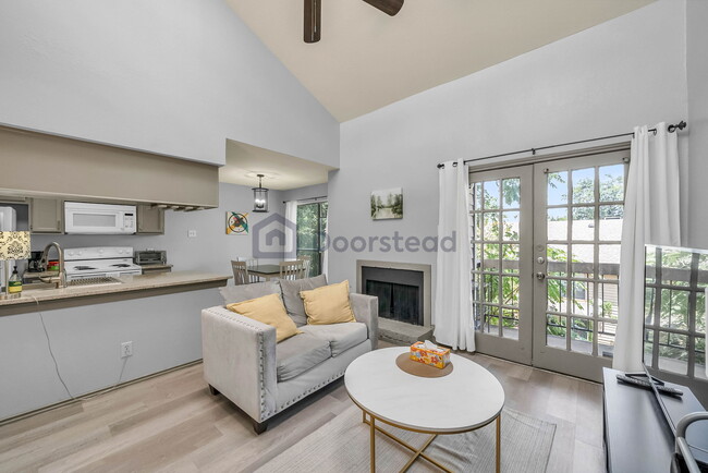 Building Photo - 5750 Phoenix Dr