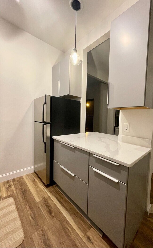 Foto del edificio - 638 Garden St