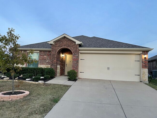 Building Photo - 2139 Shady Glen Trail