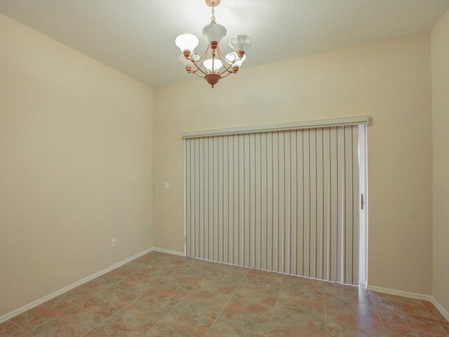 Foto del edificio - 1760 Sparkling Water Cir