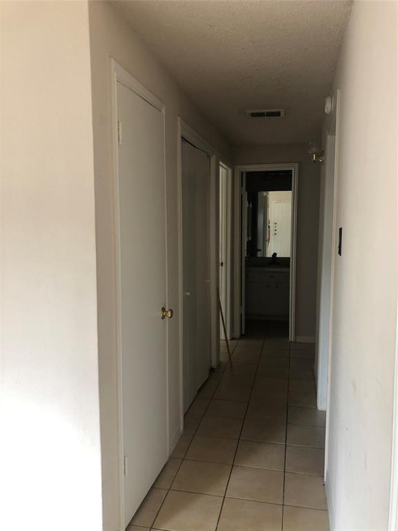 Foto del edificio - 10165 Oakberry St