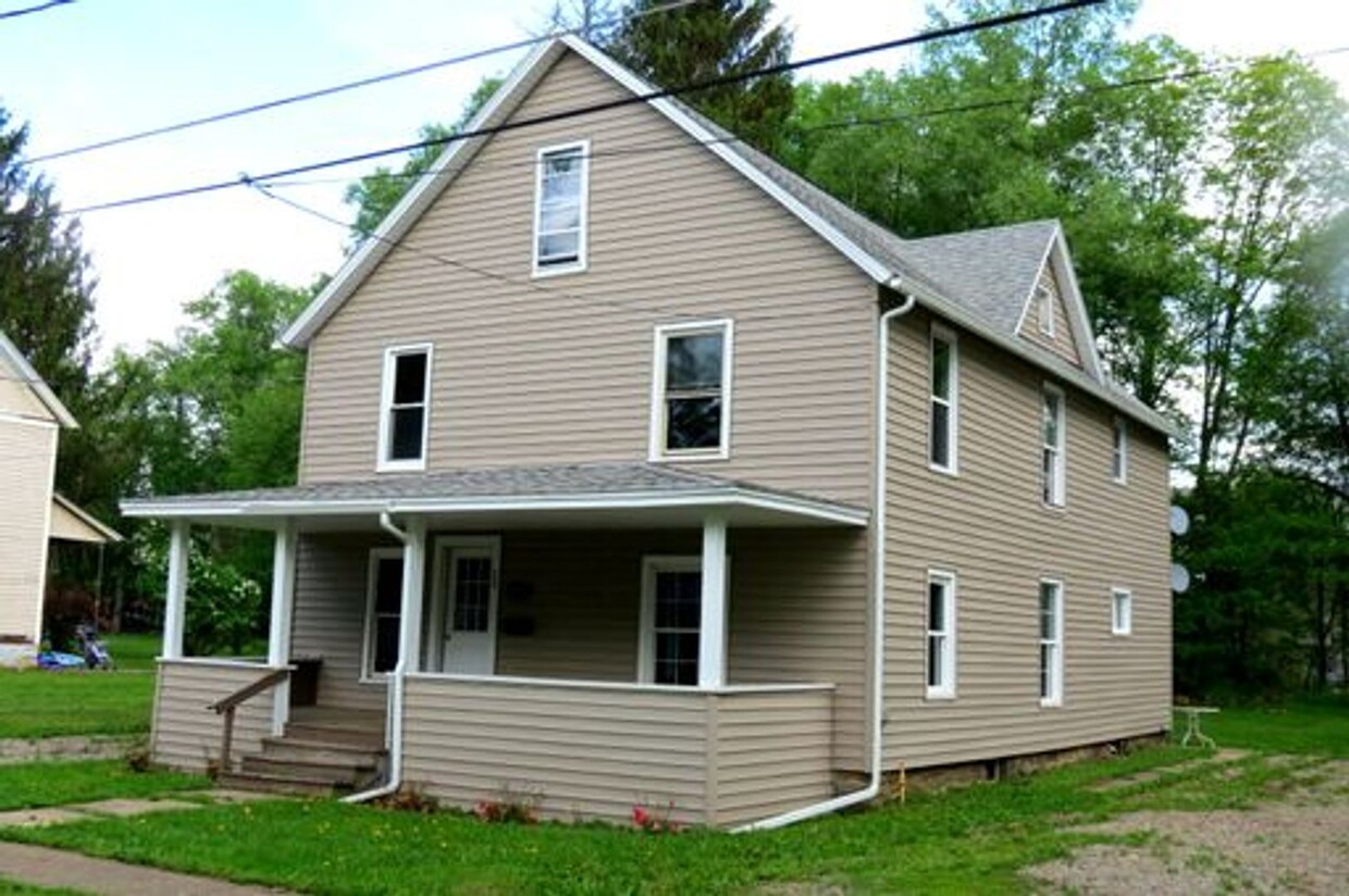 Foto principal - 20 Sullivan Street, Salamanca NY 14779