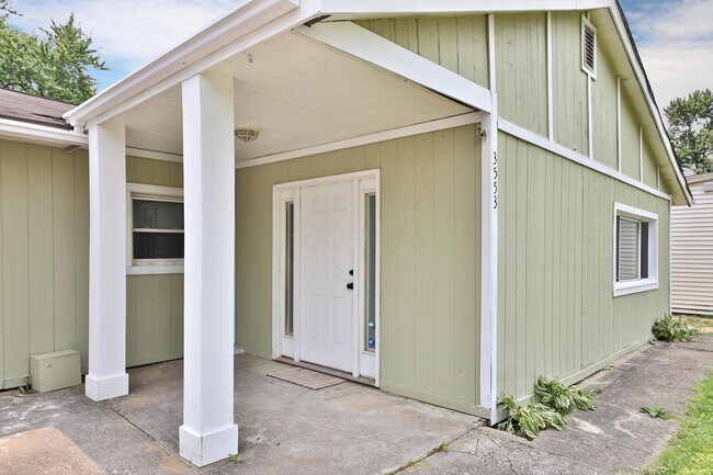 Foto del edificio - 3553 Brookside Blvd