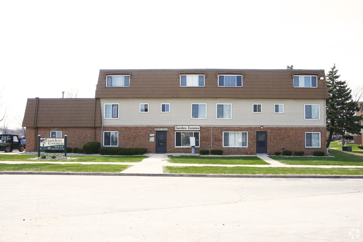 Garden Estates West Apartments Michigan City, IN