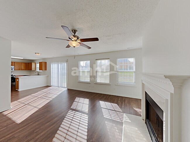 Building Photo - 8017 Wesley Farm Drive