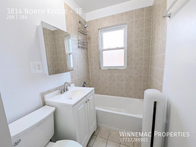 Building Photo - 3814 North Kedzie-3E