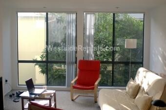 Foto principal - 1400 Kelton Ave