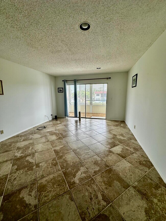 Foto del edificio - 200 Lake Dora Dr