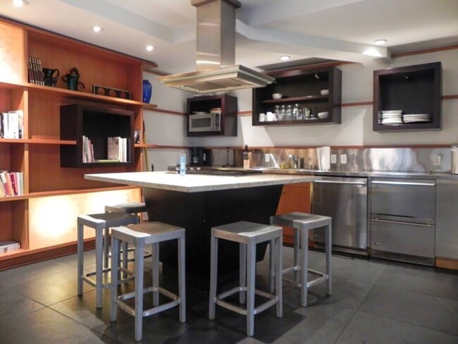 Foto del edificio - 1420 E Pine St