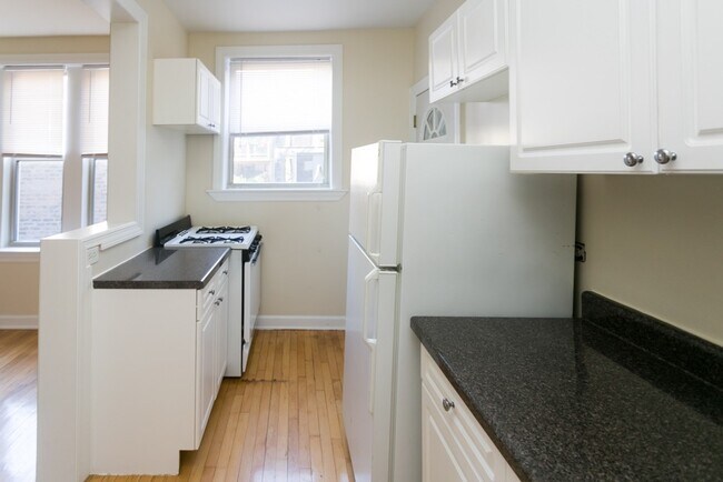 Foto del edificio - 559 W Aldine Ave