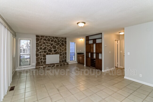 Foto del edificio - 1643 Fieldgreen Overlook