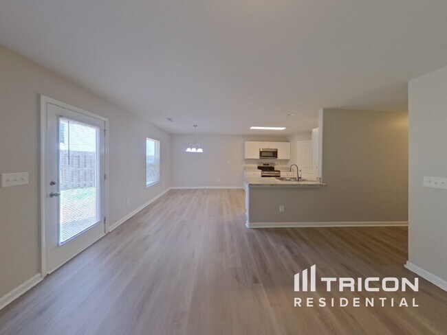 Building Photo - 631 Buckskin Rd