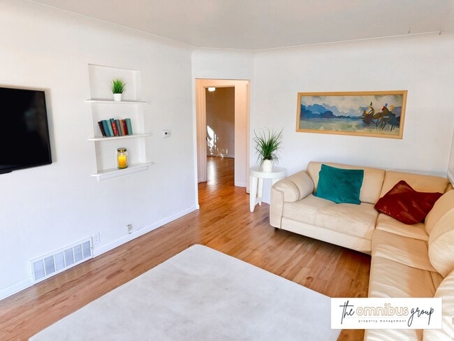Corona St. - Corona St. Apartment