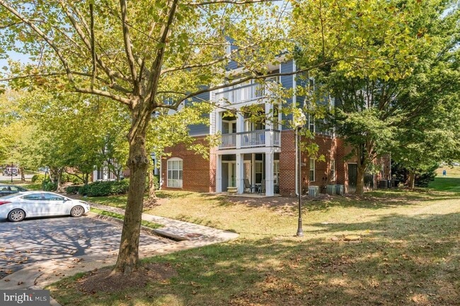 Building Photo - 20311 Beechwood Terrace