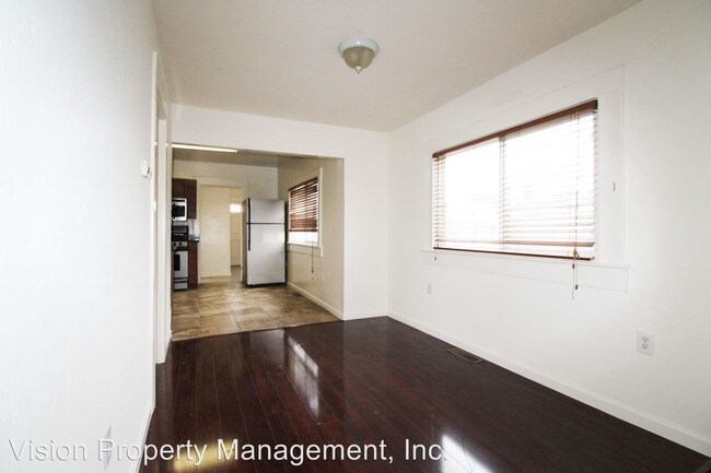 Foto del edificio - 2317 E 24th St